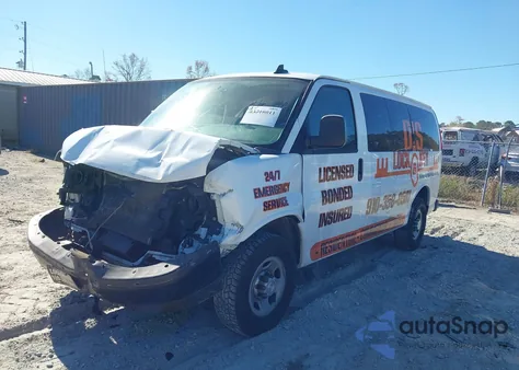 2017 Chevrolet Express 2500 Work Van из США, поврежденный, VIN 1GCWGAFFXH1275193